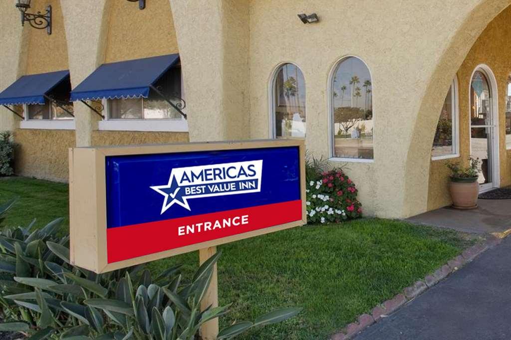 Americas Best Value Inn 스톡브리지 외부 사진