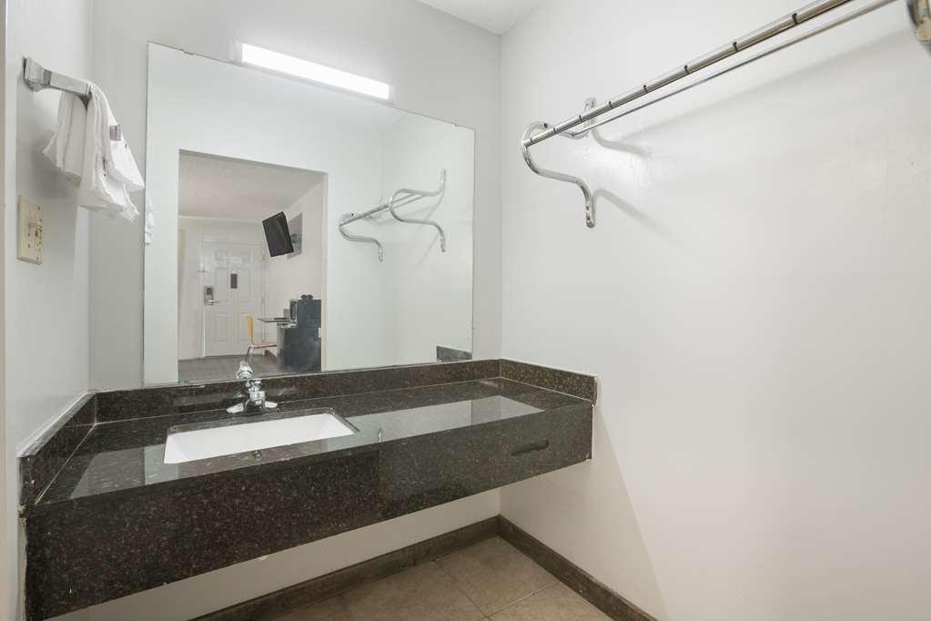 Americas Best Value Inn 스톡브리지 객실 사진
