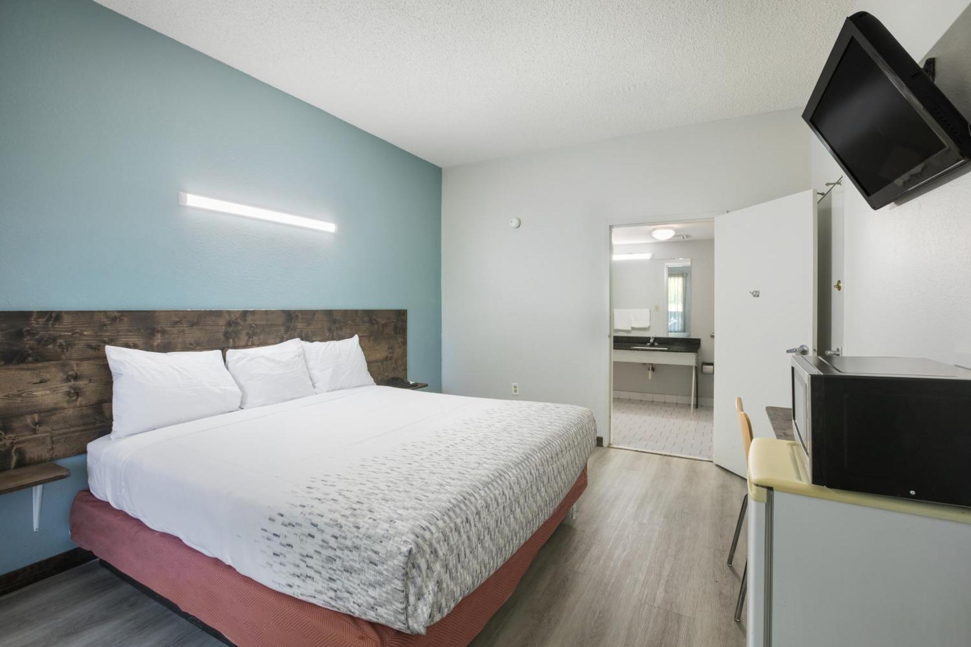 Americas Best Value Inn 스톡브리지 객실 사진