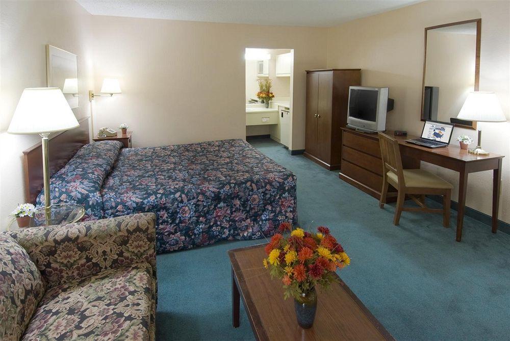 Americas Best Value Inn 스톡브리지 객실 사진